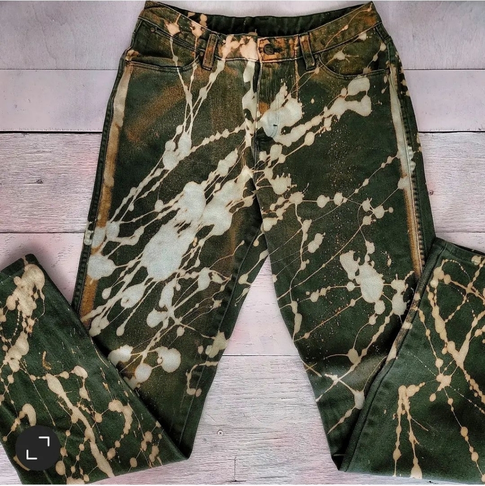Reverse tie-Dye Pants